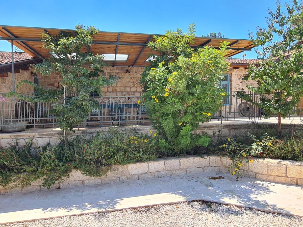 צימר חצר שמואלי - יחידת אירוח זוגית במושב אילניה Exterior foto